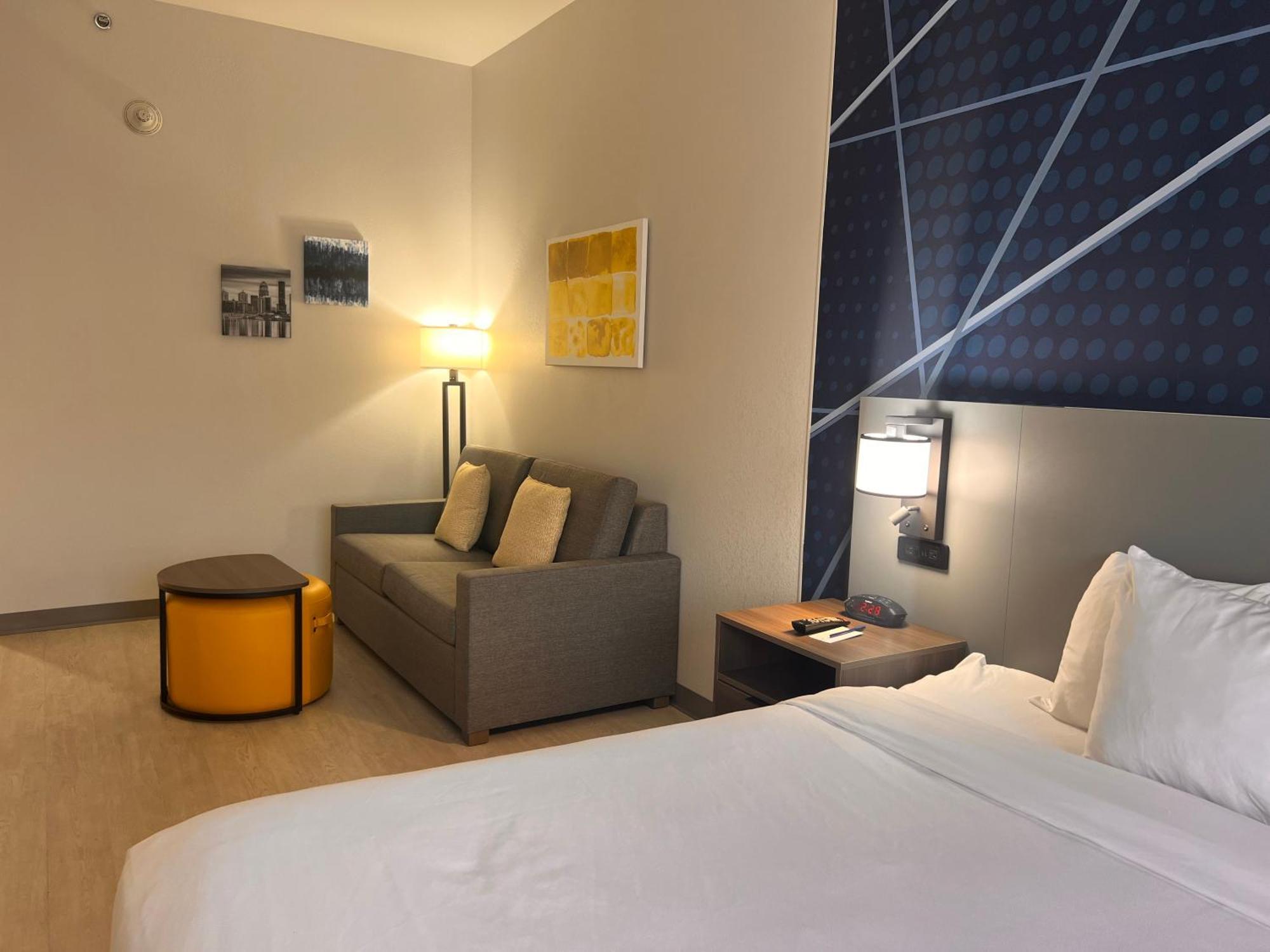 Comfort Airport 3*